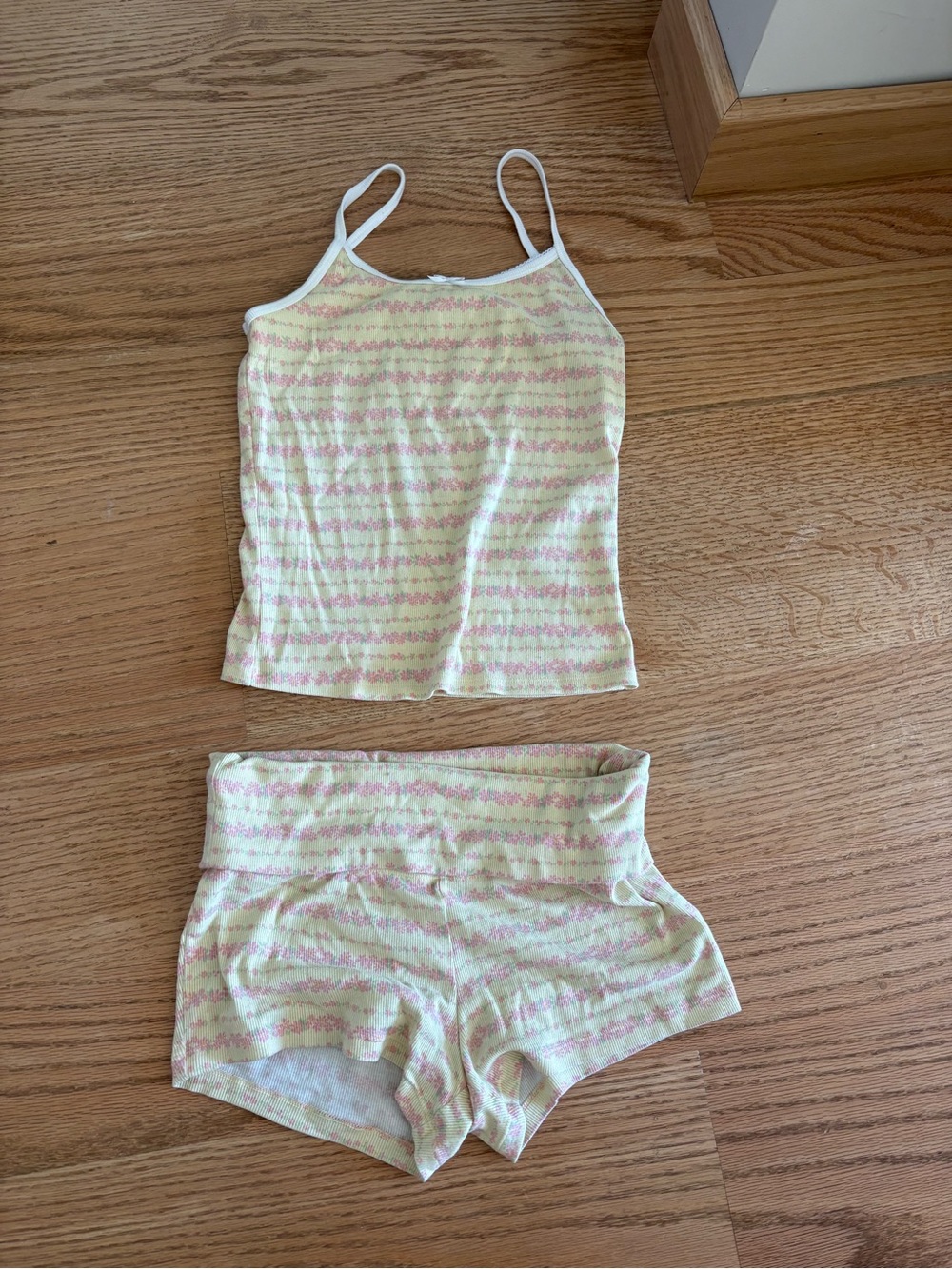 Frankies bikinis lounge set